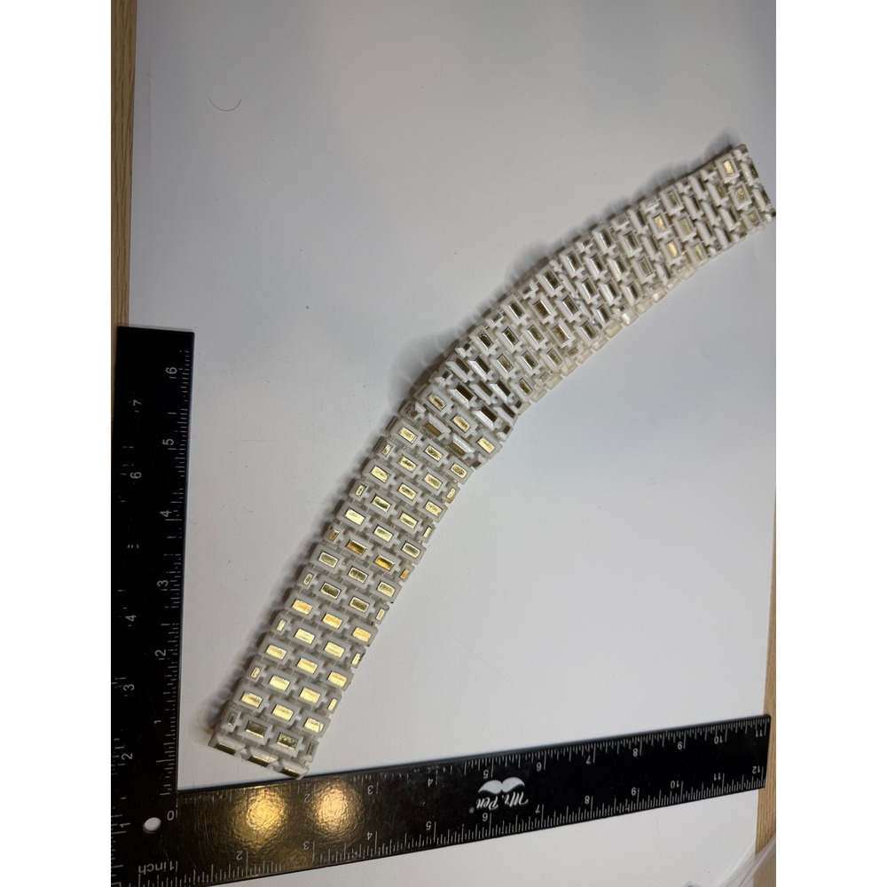 Vintage White Plastic Link Belt Gold Geometric Rectangular Mod 2 Inch Wide 31.5L